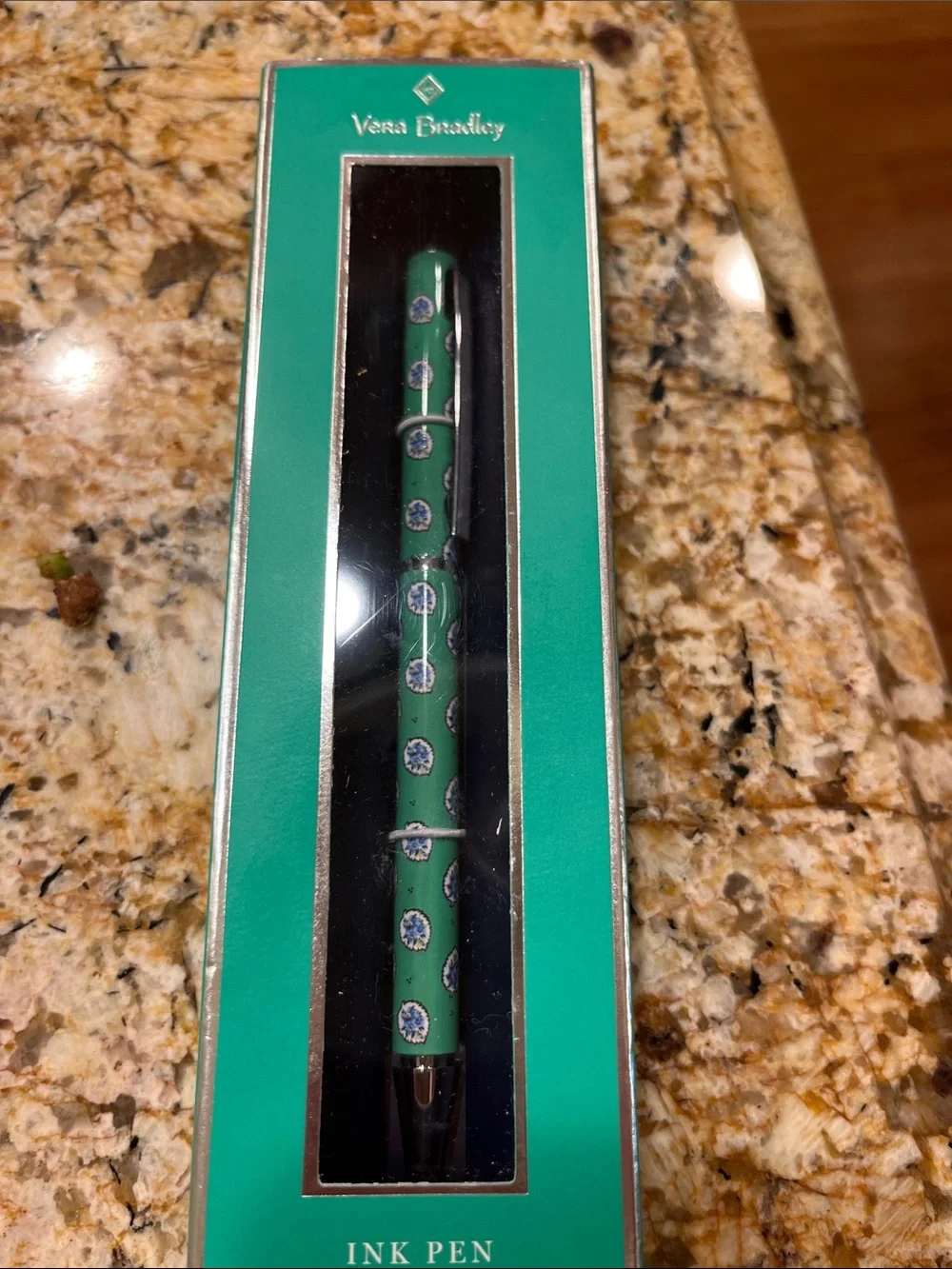 Vera Bradley Garden Green Leaf Ball Point  Pen Black Ink New in Box